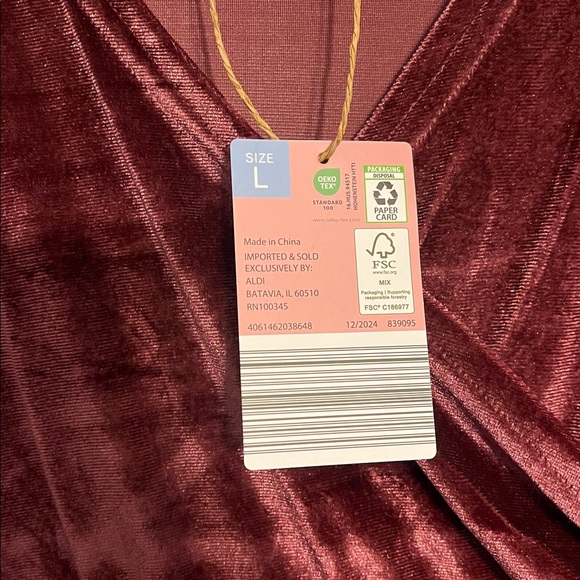 Serra Deep Rose Pink Velvet Holiday/Party/New Years Eve Dress - Picture 3 of 8